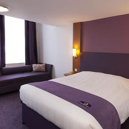 Premier Inn Newcastle - Gosforth/クラムリントン エクステリア 写真