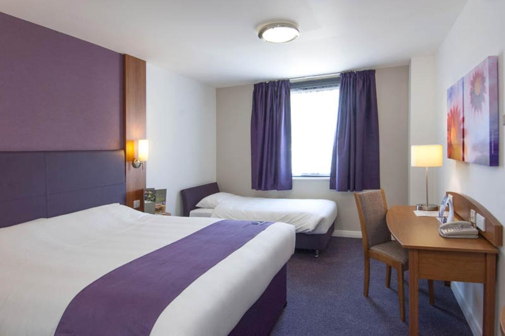 Premier Inn Newcastle - Gosforth/クラムリントン 部屋 写真