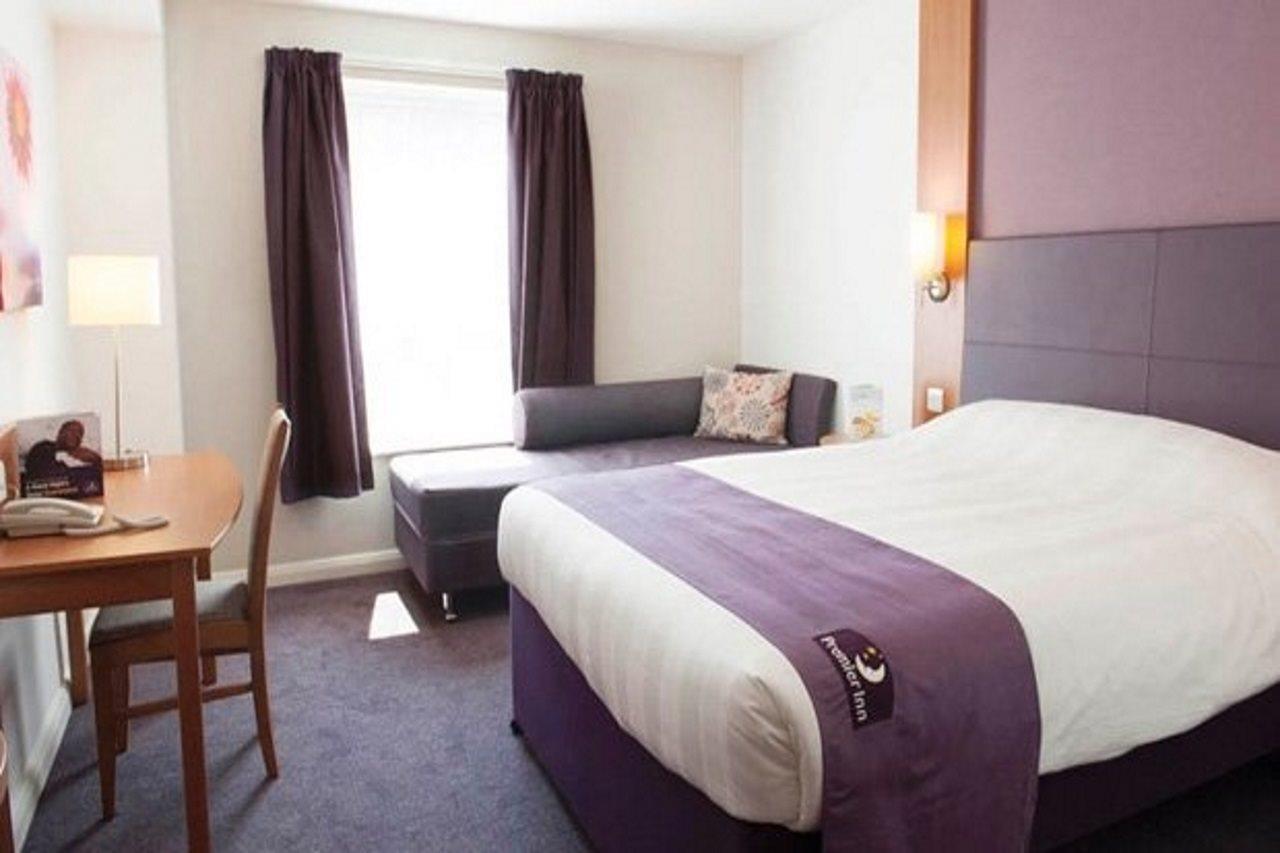 Premier Inn Newcastle - Gosforth/クラムリントン エクステリア 写真