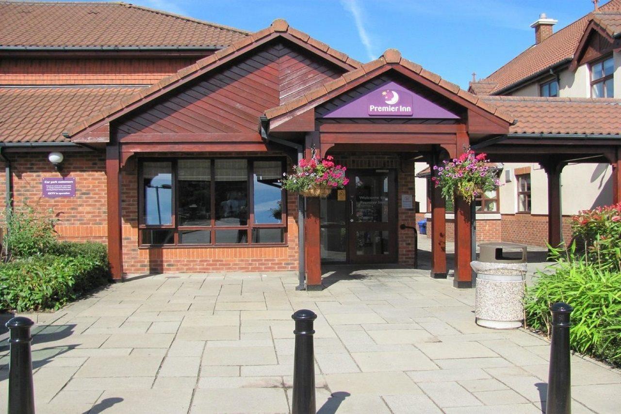Premier Inn Newcastle - Gosforth/クラムリントン エクステリア 写真