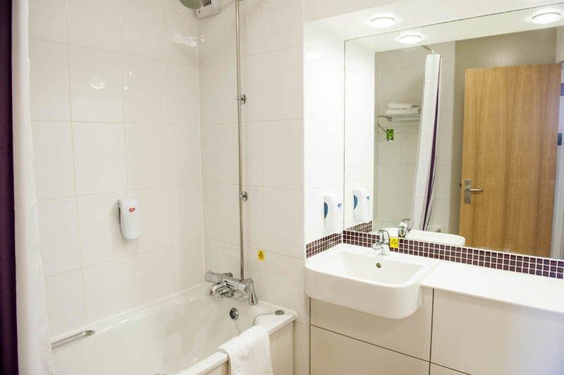 Premier Inn Newcastle - Gosforth/クラムリントン エクステリア 写真